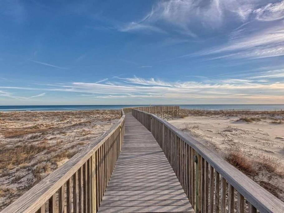 Doral 103 - Charming Beachfront / Ground Floor Condo! Gulf Shores Exterior photo